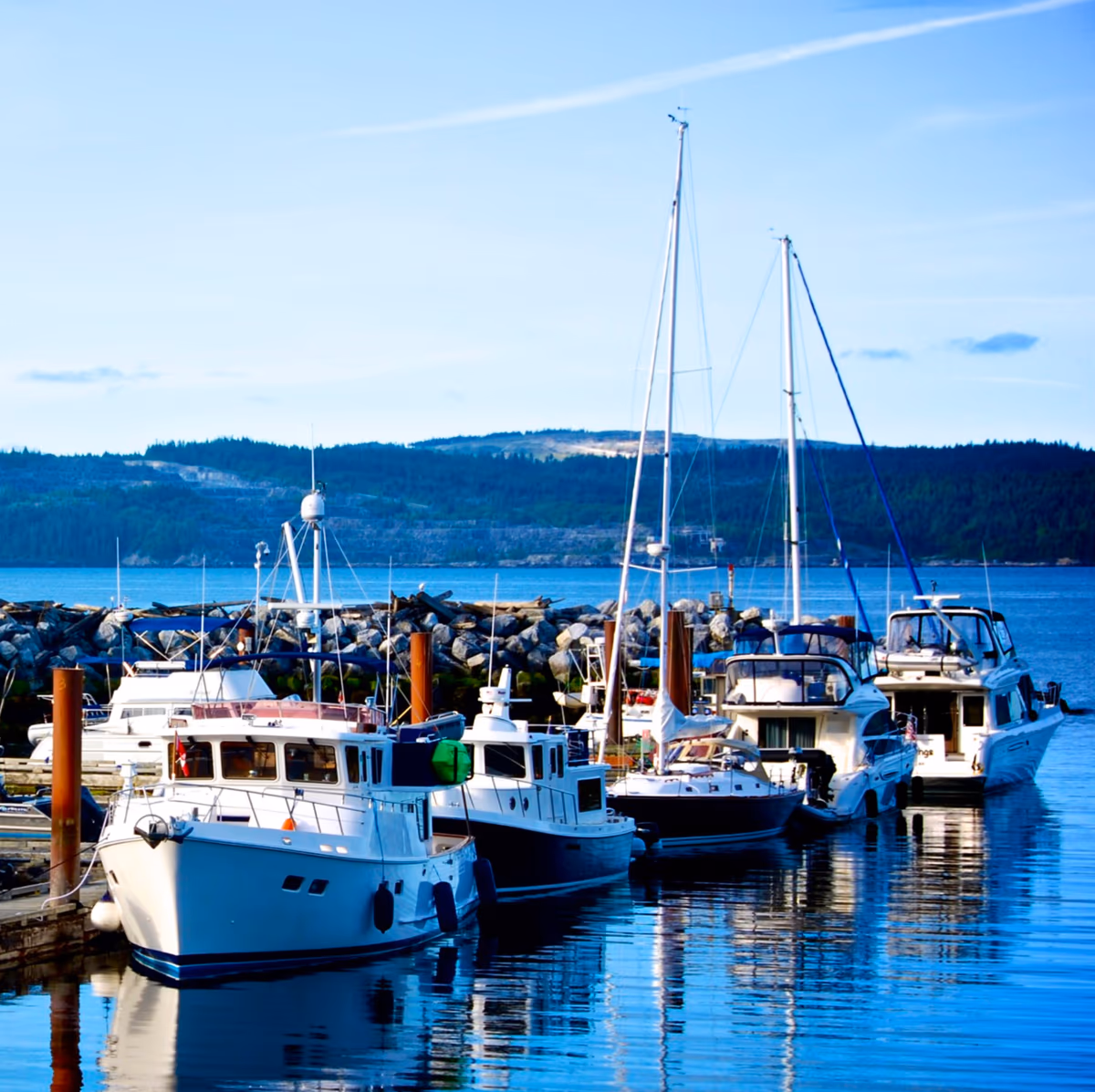 Beach Gardens Resort & Marina