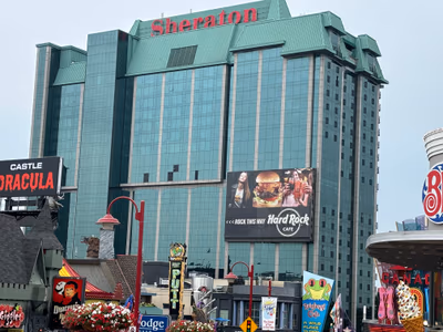 Sheraton Fallsview Hotel — photo 07
