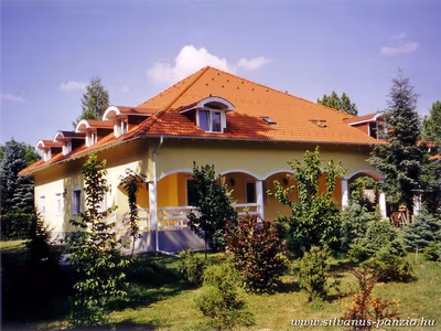 Castrum Thermal Camping and Pension Lenti — photo 10