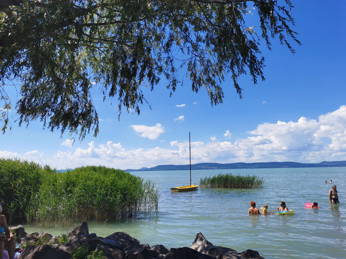 Strand Balatonlelle Szirom Köz