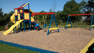 Playground — photo 05
