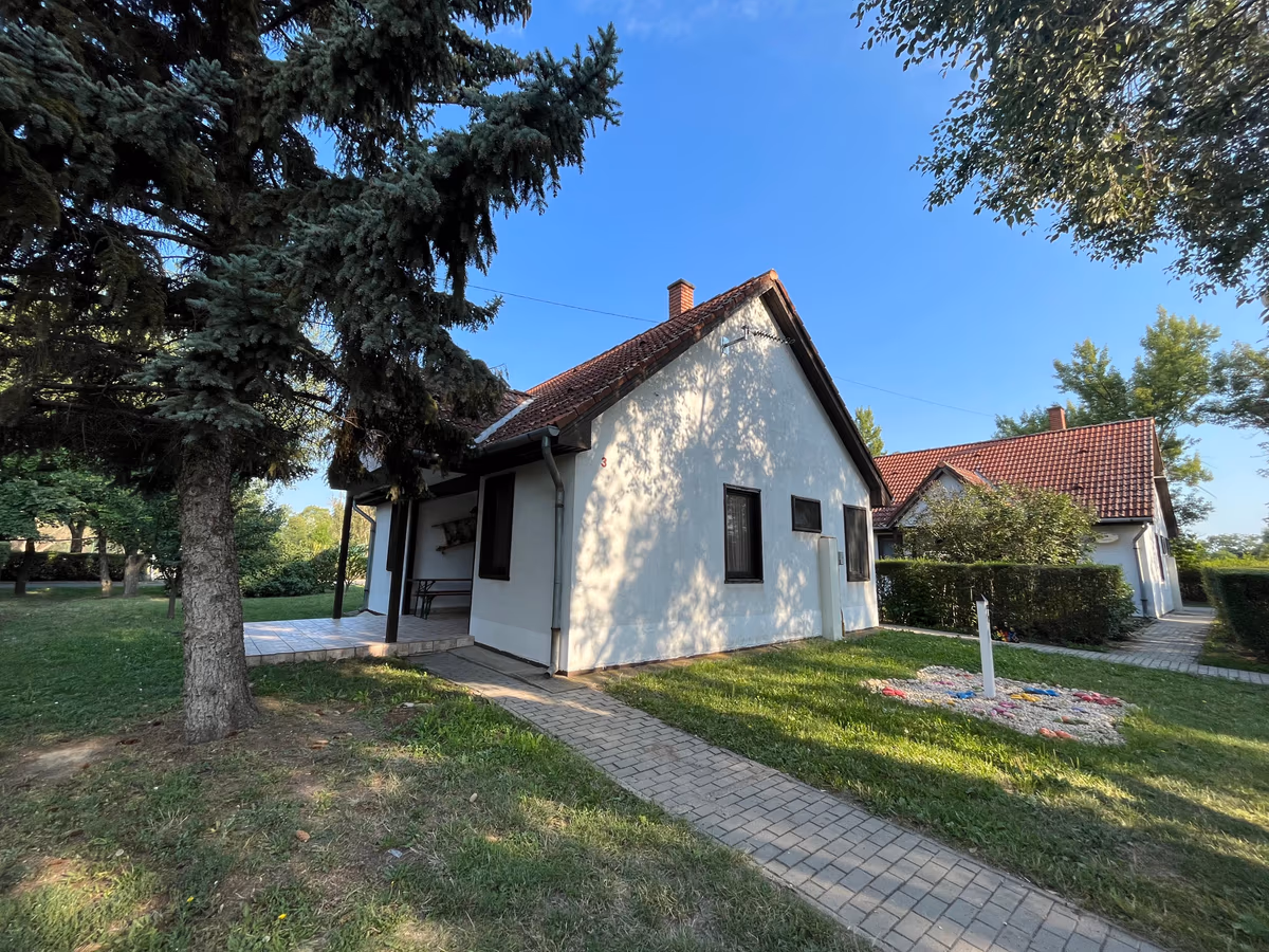 Túrkeve Termál Apartmanok