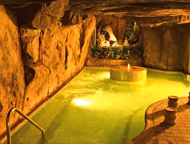 Beverly Hot Springs
