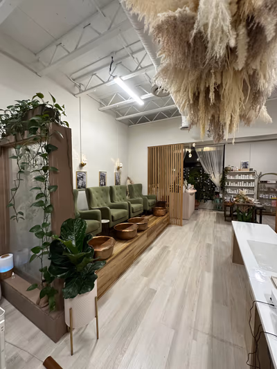 SALT Day Spa — photo 17