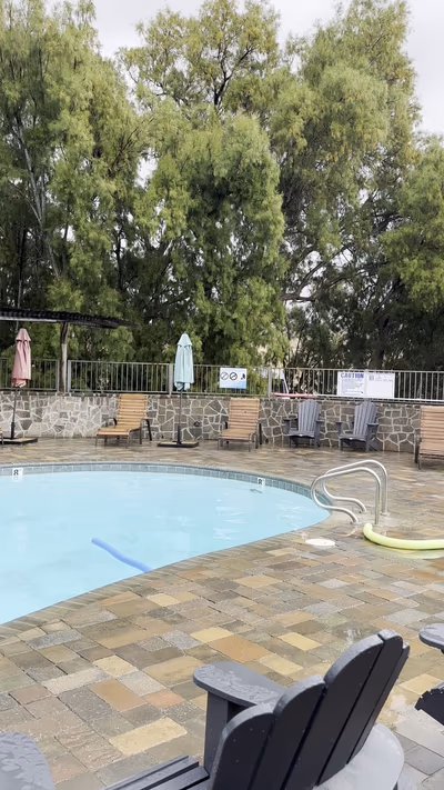 Mercey Hot Springs — photo 09