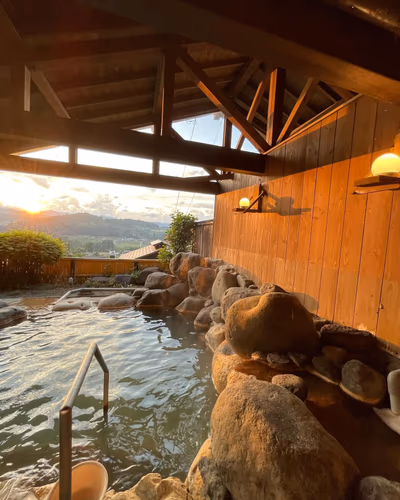 Ringo Hot Spring — photo 04