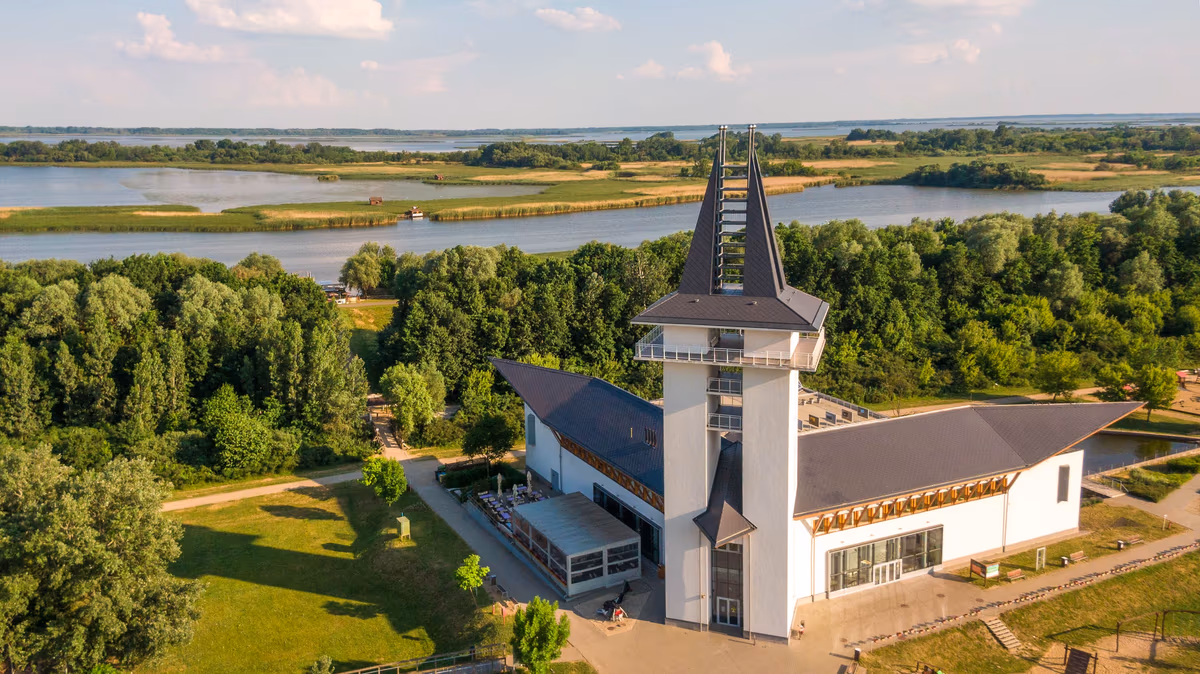 Lake Tisza Ökocentrum